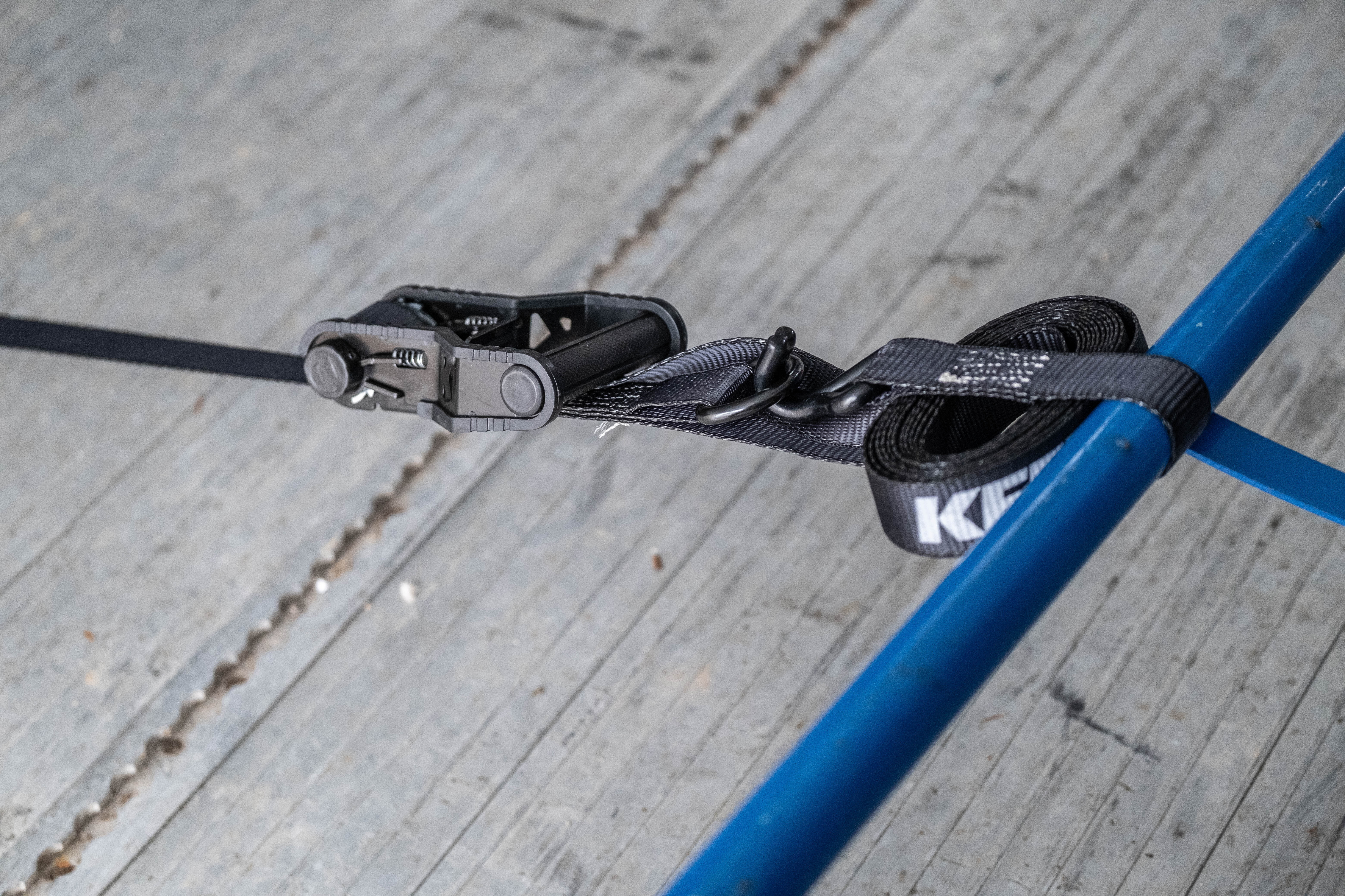 1.25x 16' Extreme Webbing™ Combat Ratchet Tie-Down — Keeper Products