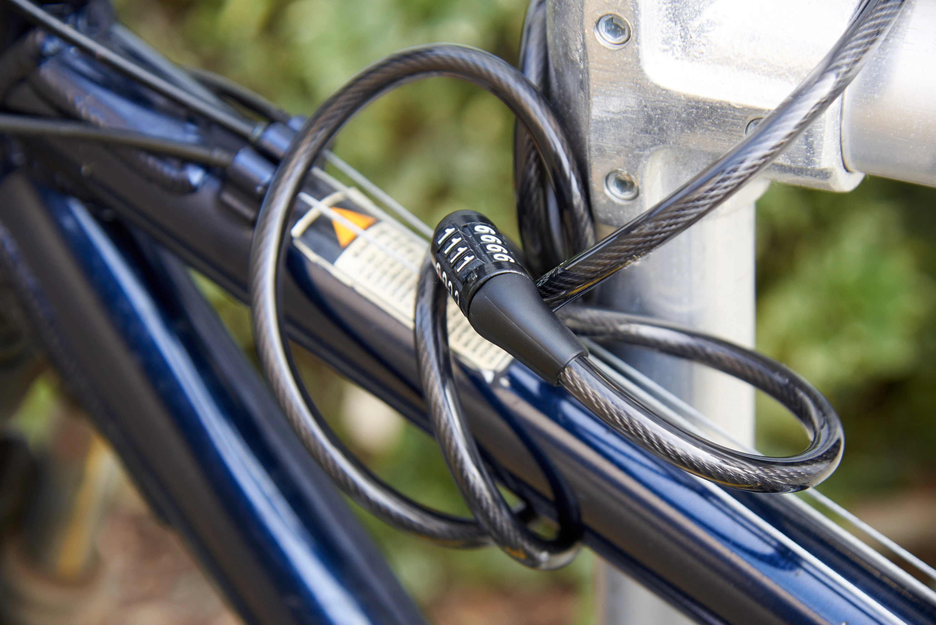 5/16” x 5' Covered Flexible Steel Combination Cable variant image view