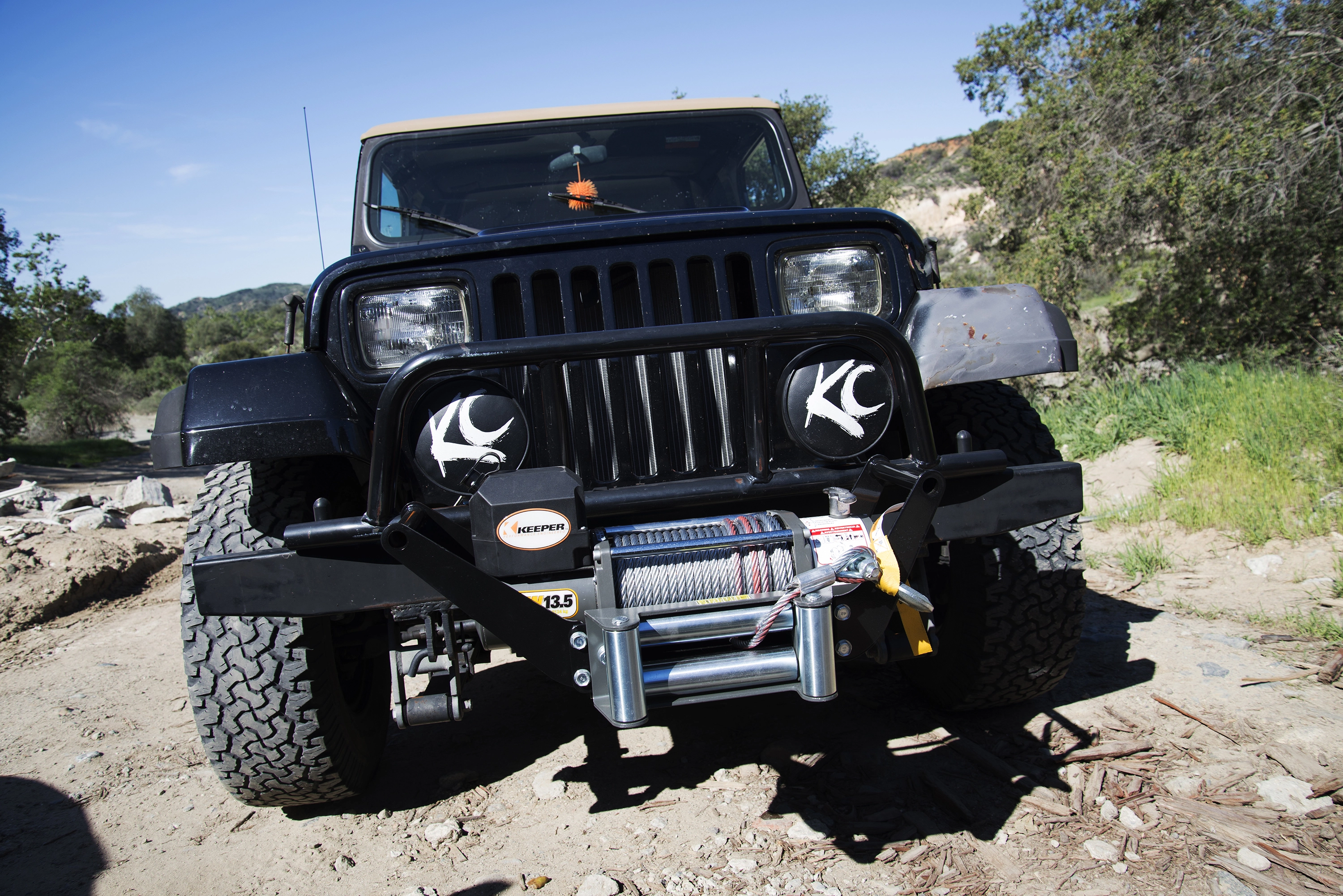 KW13.5 Winch, 13,500 lbs. Single Line Pull Capacity variant image view