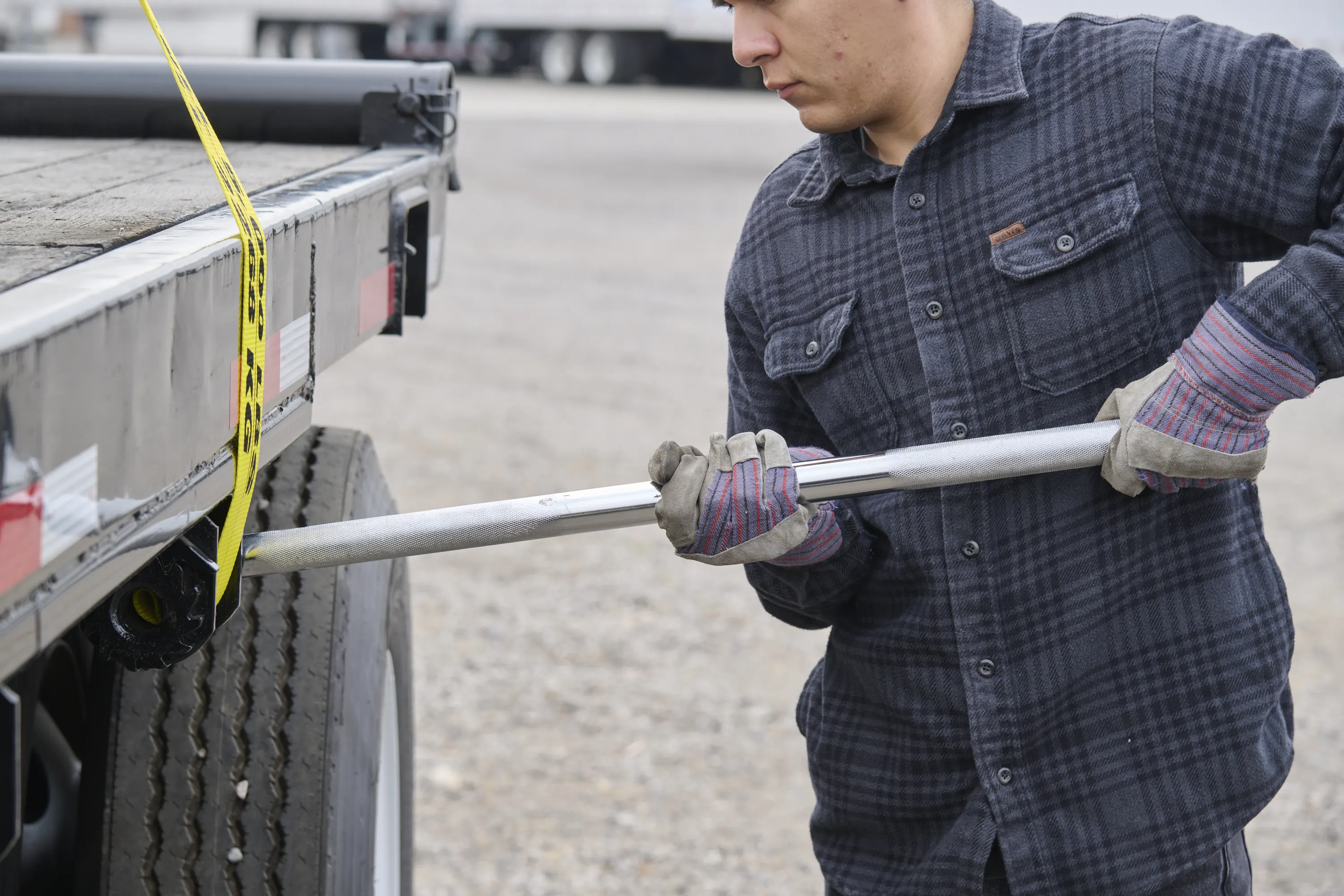 36" Winch Bar, Chrome variant image view