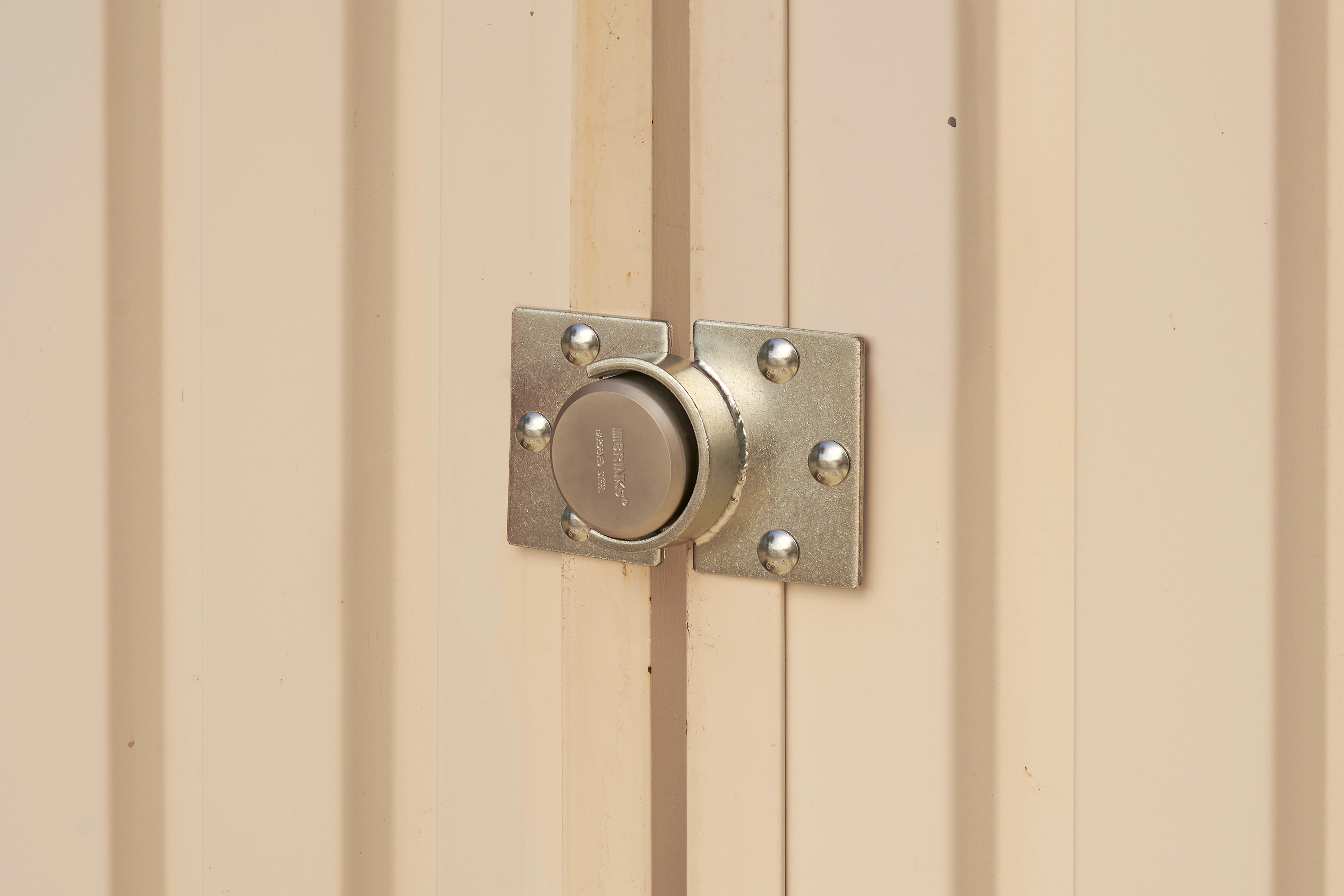 Commercial Puck Lock with Round Hasp variant image view