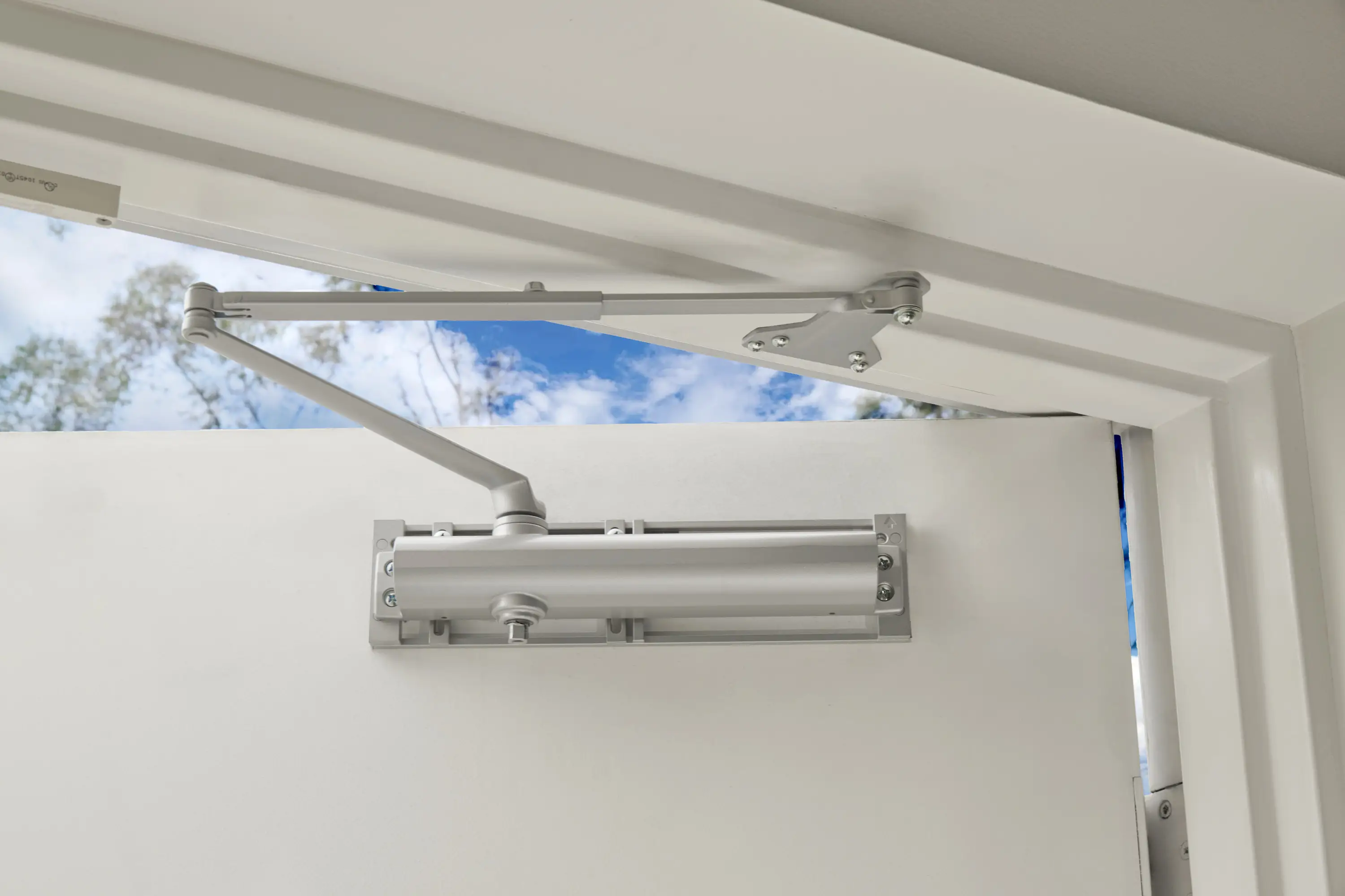 Heavy Duty Commercial Door Closer with FlexPlate variant image view