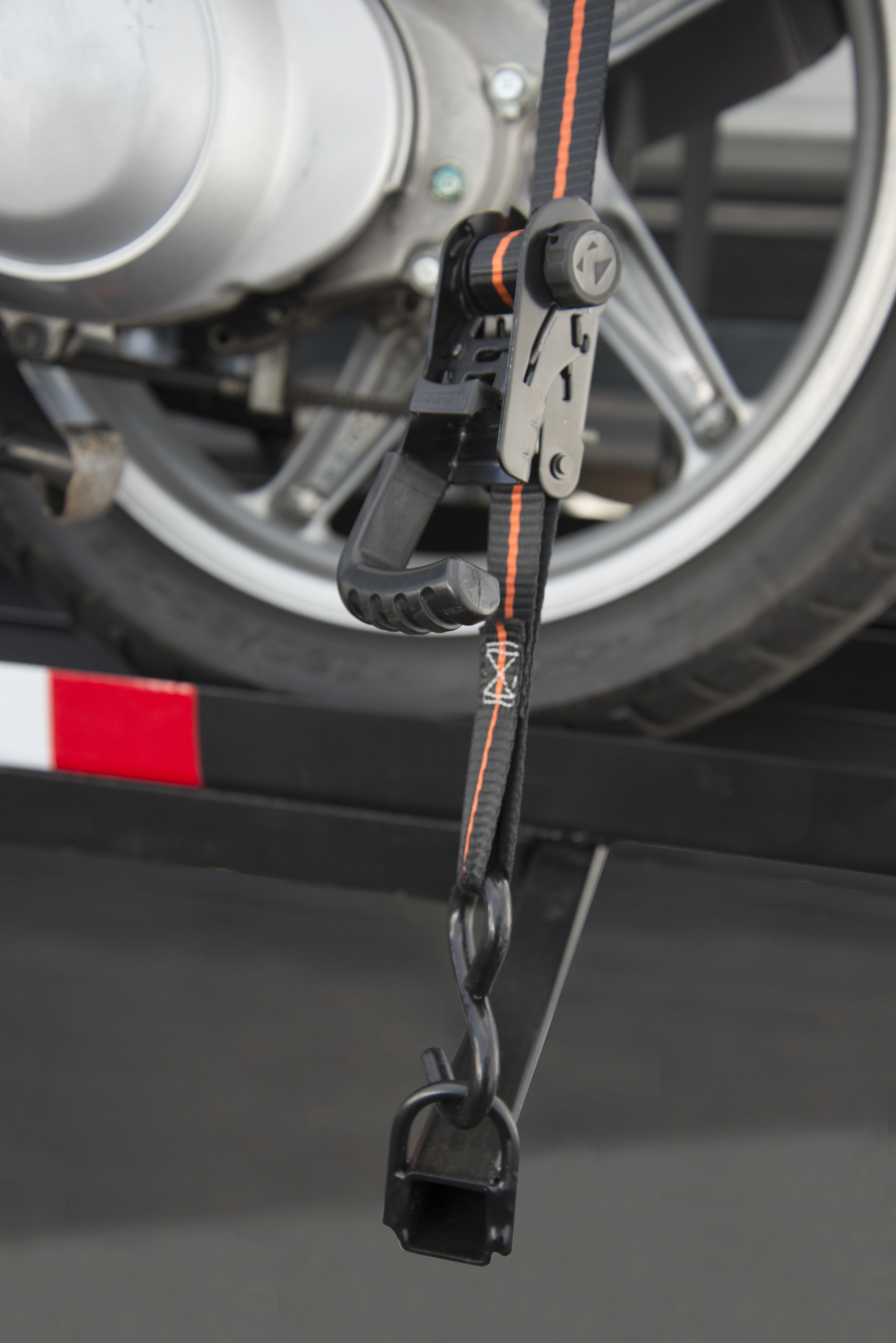 10' Ergo-Torque Ratchet Tie-Down variant image view